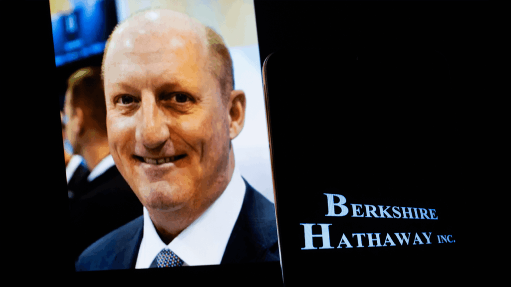 Warren Buffett’s Successor Started Out Selling Empty Soda Bottles for 5 Cents. Now He Runs Berkshire Hathaway Warren Buffett's Successor Started Out Selling Empty Soda Bottles for 5 Cents. Now He Runs Berkshire Hathaway